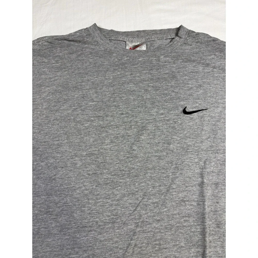 Vintage 90s Nike Red Tag Mini Swoosh T-Shirt Gray Made In USA Men's Medium M